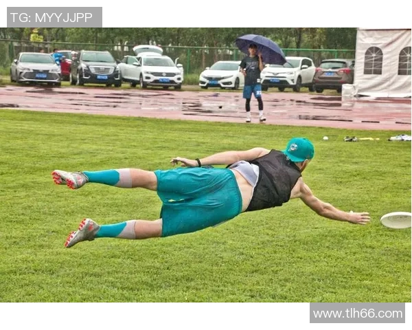 武汉飞盘队技术之争引发热议球员与教练各执己见的背后故事 武汉飞盘队技术之争引发热议球员与教练各执己见的背后故事